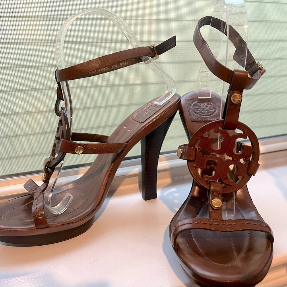 Tory Burch Sandal Heel Brown Leather Ankle Strappy sz 9.5 leather logo Miller